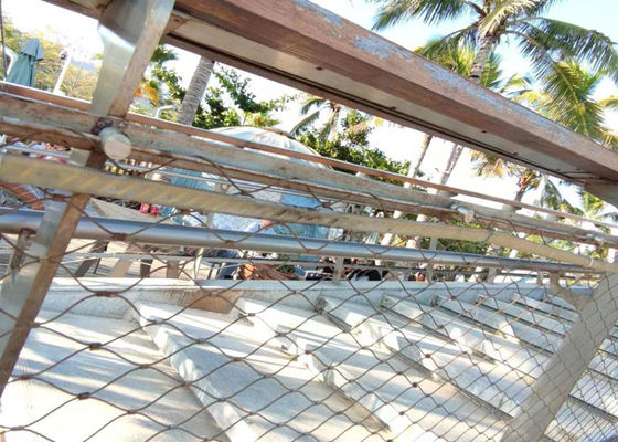 SS304 फ्लेक्सिबल स्टेनलेस स्टील वायर केबल नेटिंग 2.0 एमएम वायर 50x50 एमएम होल