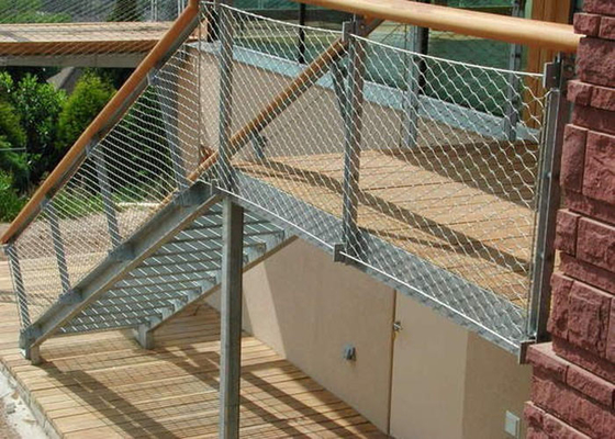 Balustrade Infill स्टेनलेस स्टील केबल रस्सी मेष सीढ़ी के लिए 50 X 50 मिमी छेद